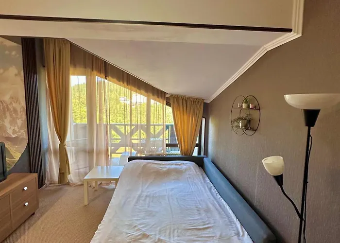 View Апартамент *